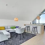 4 Bedroom Stunning In * 스카겐