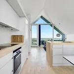 펜션 4 Bedroom Stunning In *