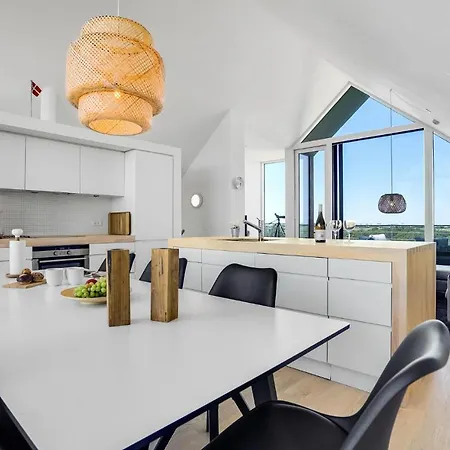 別荘 4 Bedroom Stunning In スケーエン